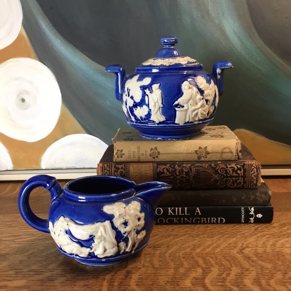 Vintage Sugar Bowl & Creamer